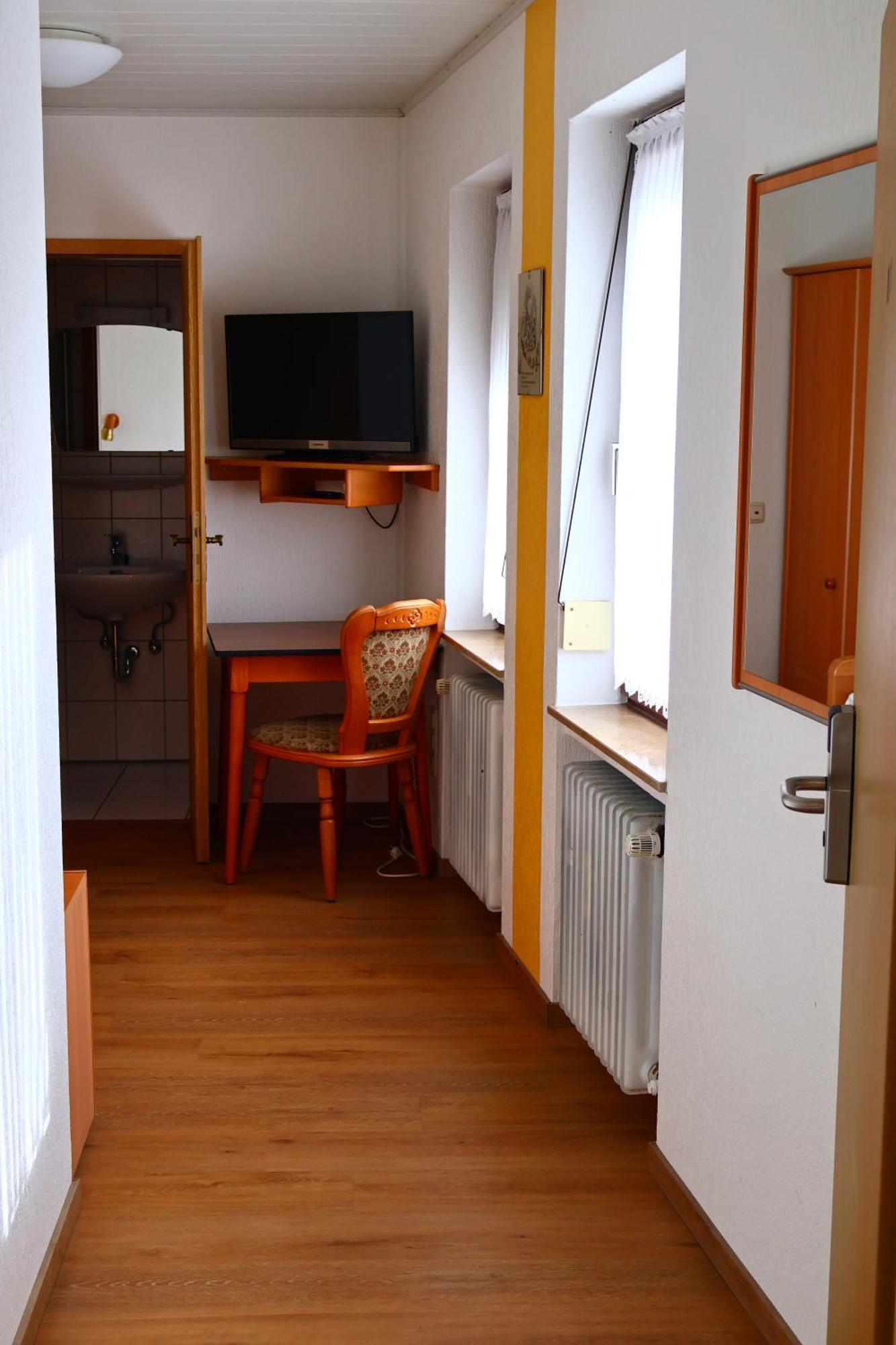 Hotel Weinhaus Hirschen Bruttig Habitación foto