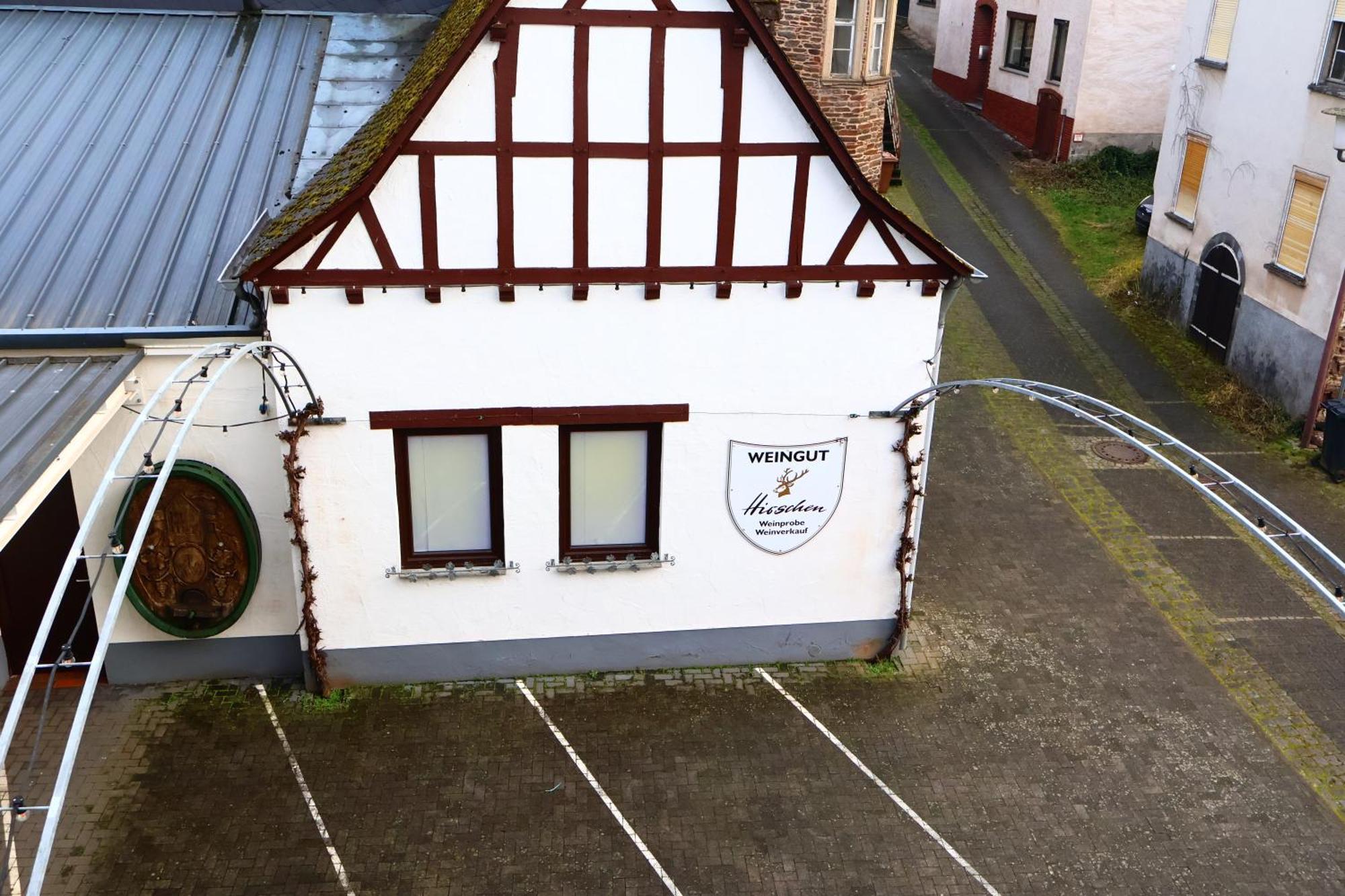 Hotel Weinhaus Hirschen Bruttig Exterior foto
